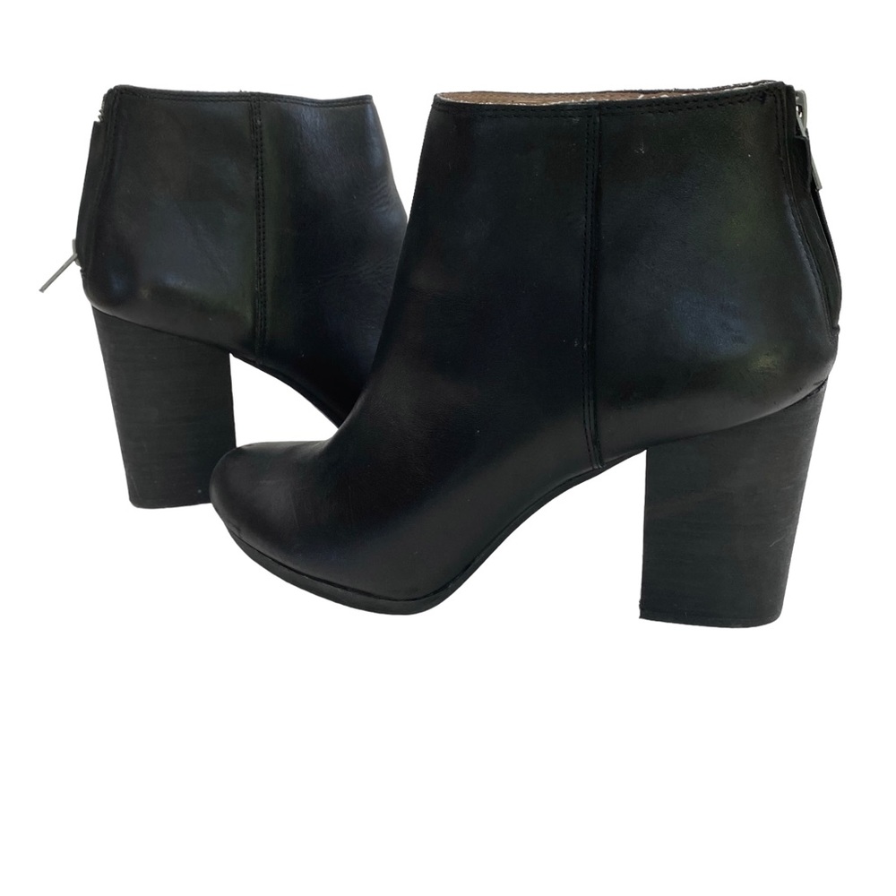 MADEWELL LEATHER BOOTIE Black 4” block heel.